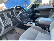 Toyota Sequoia