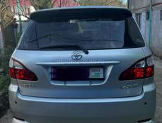 Toyota Ipsum