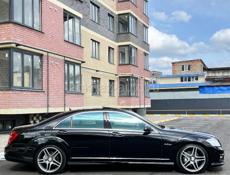 Mercedes-Benz S-Класс