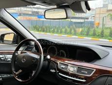 Mercedes-Benz S-Класс