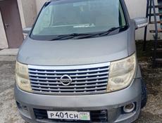 Nissan Elgrand