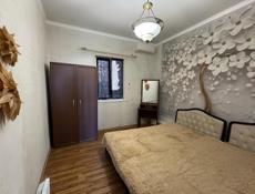 Сдается двухкомнатная квартира на длительный срок в центре Гагры
