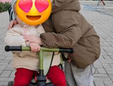 Продается за 5 т. Два в одном. Кроватка и трёхколёсная коляска
