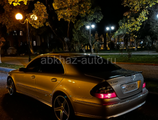Mercedes-Benz E-Класс