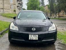 Nissan Skyline