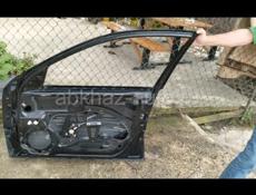 Продам дверь на мерседес w211  правую