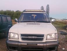 Isuzu Trooper