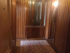 4-комнатная в центре Гагры
