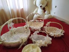 Корзины и аксессуары для свадьбы