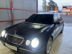 Mercedes-Benz E-Класс