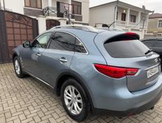 Infiniti FX