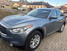 Infiniti FX