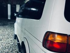 Mitsubishi L 400