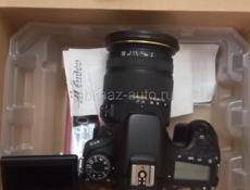 Камера Cannon EOS 90D 