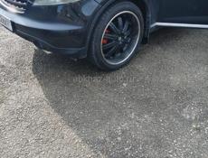 Infiniti FX