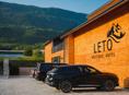 В отель “LETO” открыты вакансии: Менеджер на ресепшен , повар/помощник повара. Все вопросы по телефону +79407143701