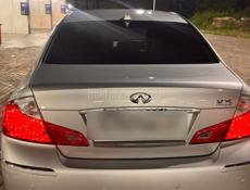 Infiniti M35