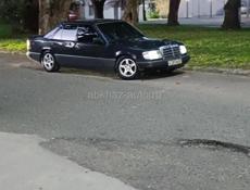Mercedes-Benz 124