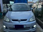 Toyota Ipsum