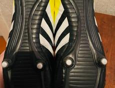 Оригинальные бутсы Adidas