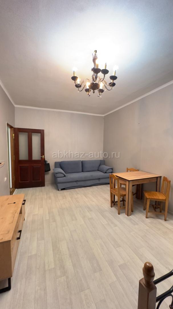 Квартира в самом центре г.Сухум 