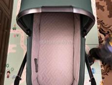 Коляска два в одном + кровать