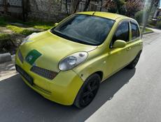 Nissan March