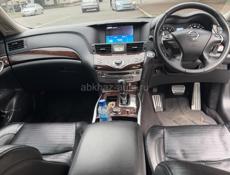 Nissan fuga