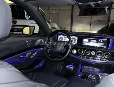 Mercedes-Benz S-Класс
