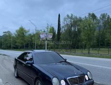 Mercedes-Benz E-Класс