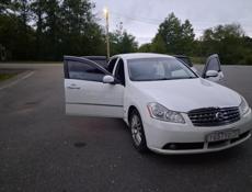 Nissan fuga