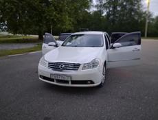 Nissan fuga