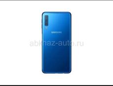 Samsung Galaxy A7 (2018), 4/64 ГБ, 2 SIM