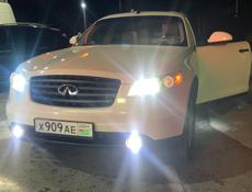 Infiniti FX