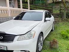 Nissan fuga