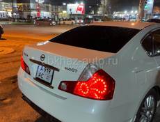 Nissan fuga
