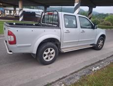 Isuzu Campo