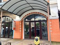 КОММЕРЧЕСКОЕ ПОМЕЩЕНИЕ  В СУХУМЕ У НАБЕРЕЖНОЙ 