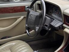 Jaguar XJ6