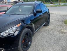 Infiniti FX