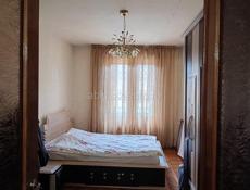 4 ком квартира по ладария , этаж 2 