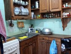 4 ком квартира по ладария , этаж 2 