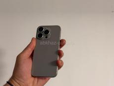 iPhone 15 pro 128 g 🔋87%