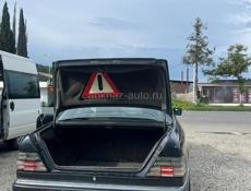Mercedes-Benz 124