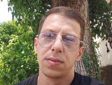 ИЩУ РАБОТУ С ПРОЖИВАНИЕМ ! 