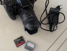 продаю фотоаппарат sony a700,в комплекте идёт:зарядочник ,две карты памяти ,