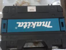 Продаю набор шурупаверта и набор лазера 