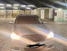 Infiniti M35