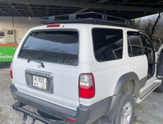 Toyota Hilux Surf