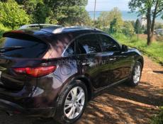 Infiniti FX